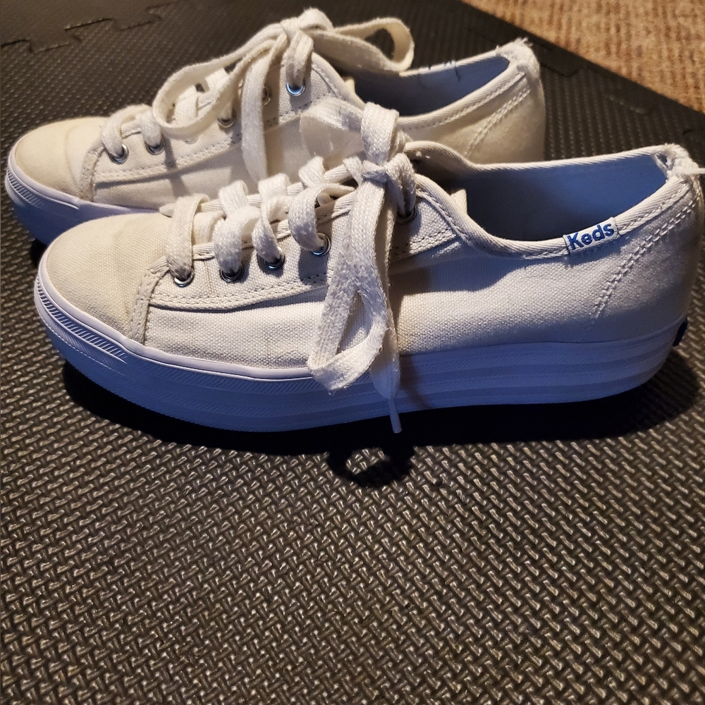 Womens keds size 5